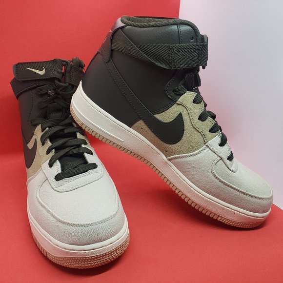 Nike Shoes - Airforce 1 high 07 LV8